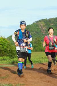 BIB: 1054, 0089
                            <button type="button" onclick="openModal(5118798)" class="btn btn-primary btn-sm float-right btn-popup" data-toggle="modal" data-target=".modal-high-quality">
                        <i class="fas fa-shopping-cart"></i> Add to Cart
                    </button>
                                            <button type="button" onclick="isThisMe(5118798, true)" class="btn btn-success btn-sm float-right btn-popup btn-isme hidden" data-toggle="tooltip" data-placement="bottom" title="นี่คือรูปของคุณใช่ไหม คลิกที่นี่เพื่อเอาเข้าอัลบั้ม">
                        <i class="fas fa-plus"></i> Add to album
                    </button>
                    <button type="button" onclick="isThisMe(5118798, false)" class="btn btn-warning btn-sm float-right btn-popup btn-isnotme hidden">
                        <i class="fas fa-ban"></i> Remove from album
                    </button>